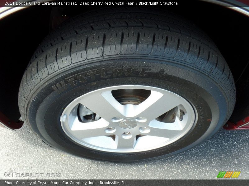 Deep Cherry Red Crystal Pearl / Black/Light Graystone 2011 Dodge Grand Caravan Mainstreet