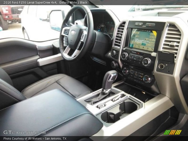 Oxford White / Black 2016 Ford F150 Lariat SuperCrew 4x4