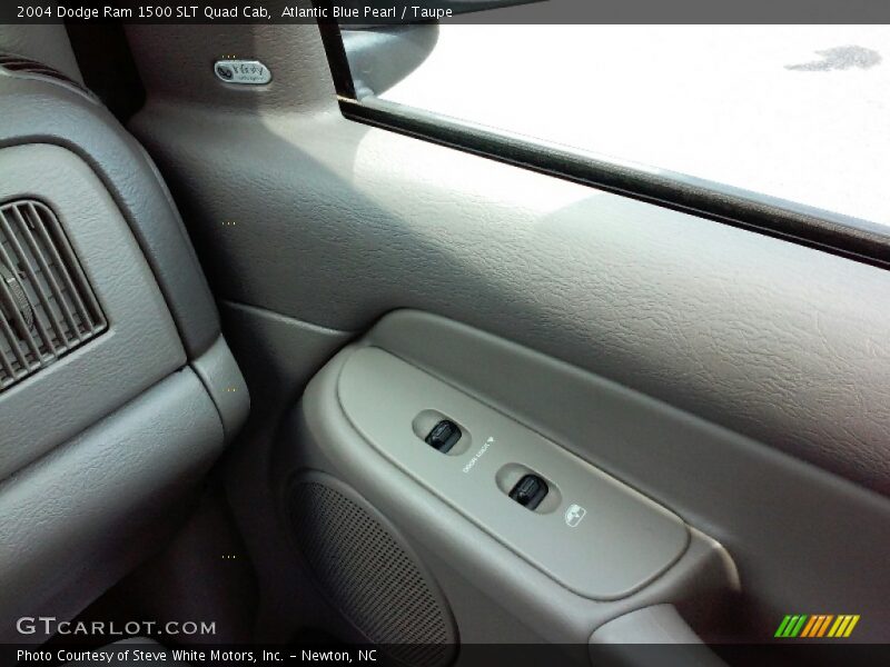 Atlantic Blue Pearl / Taupe 2004 Dodge Ram 1500 SLT Quad Cab