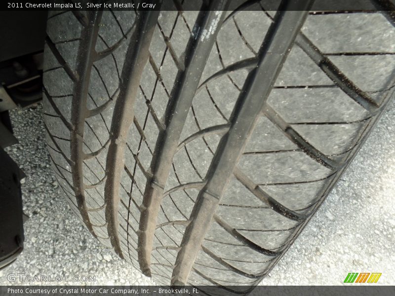 Silver Ice Metallic / Gray 2011 Chevrolet Impala LS
