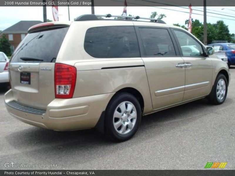 Sonora Gold / Beige 2008 Hyundai Entourage GLS