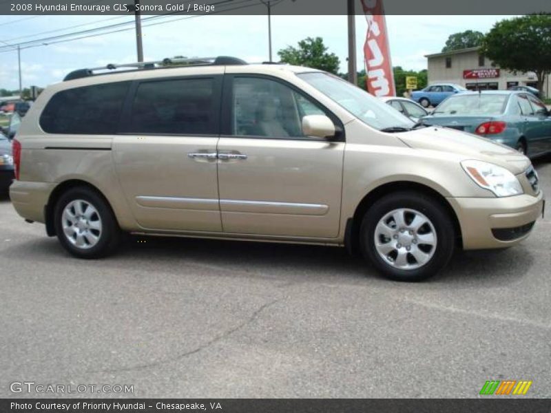 Sonora Gold / Beige 2008 Hyundai Entourage GLS