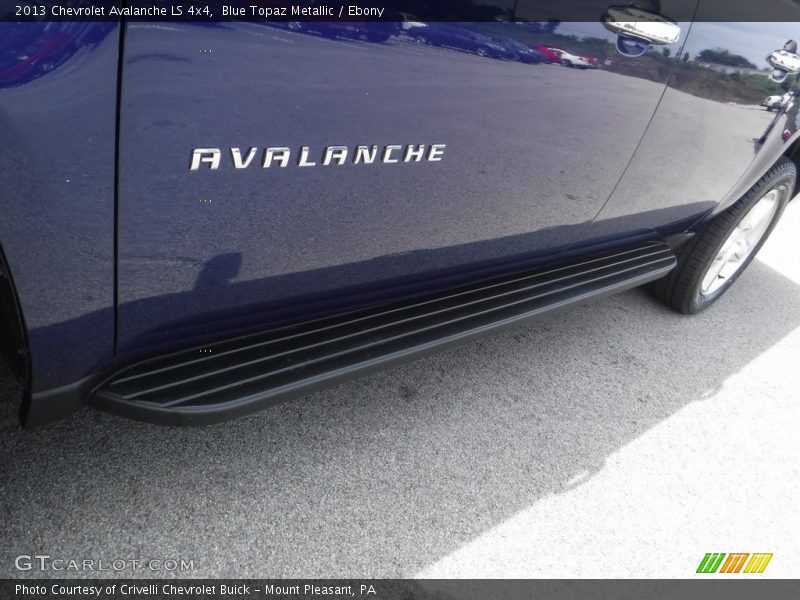 Blue Topaz Metallic / Ebony 2013 Chevrolet Avalanche LS 4x4