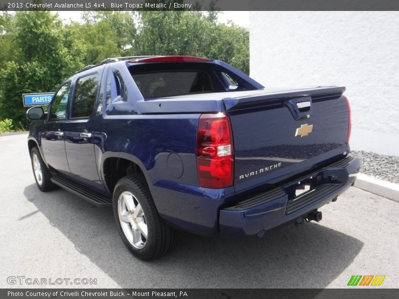 Blue Topaz Metallic / Ebony 2013 Chevrolet Avalanche LS 4x4