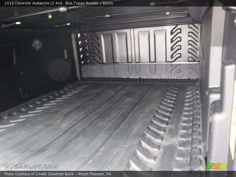 Blue Topaz Metallic / Ebony 2013 Chevrolet Avalanche LS 4x4
