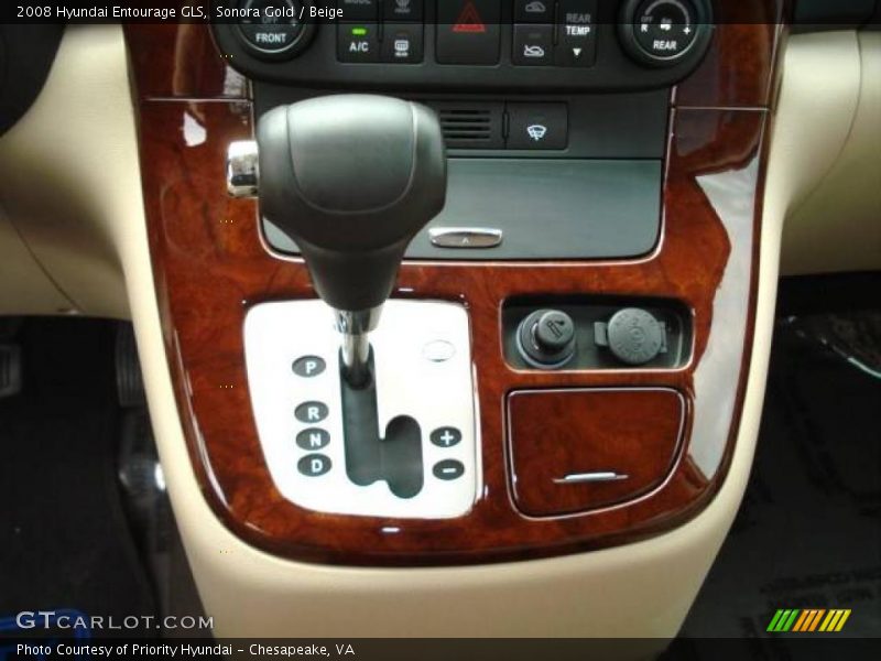 Sonora Gold / Beige 2008 Hyundai Entourage GLS