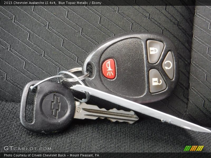 Blue Topaz Metallic / Ebony 2013 Chevrolet Avalanche LS 4x4