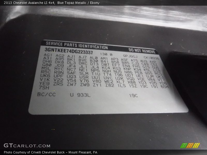 Blue Topaz Metallic / Ebony 2013 Chevrolet Avalanche LS 4x4