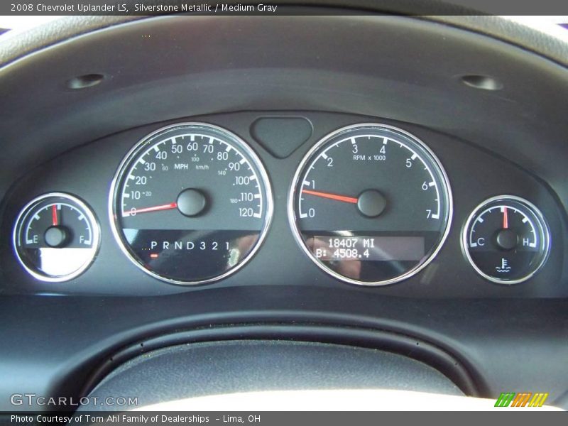 Silverstone Metallic / Medium Gray 2008 Chevrolet Uplander LS
