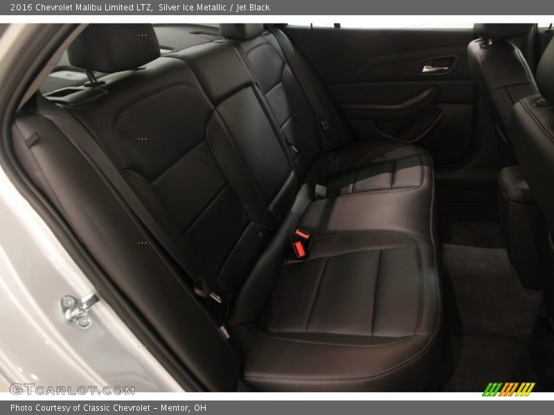 Silver Ice Metallic / Jet Black 2016 Chevrolet Malibu Limited LTZ