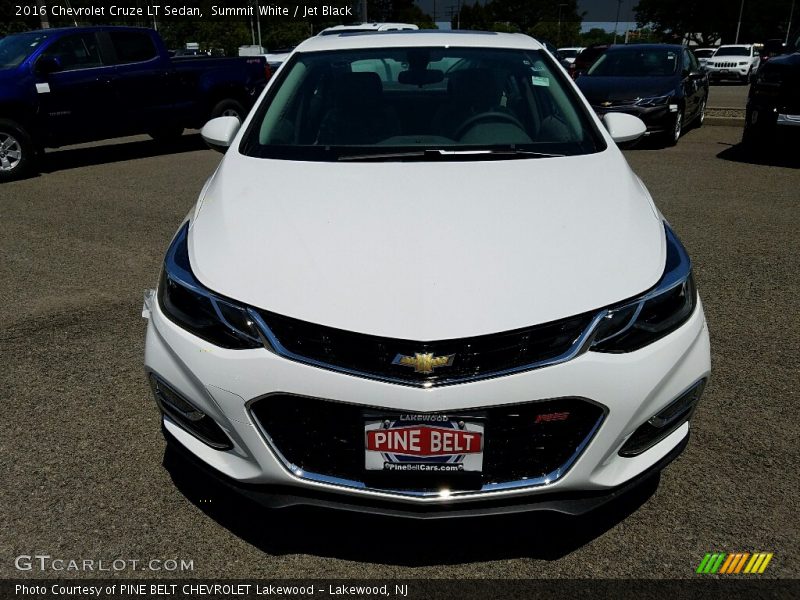 Summit White / Jet Black 2016 Chevrolet Cruze LT Sedan
