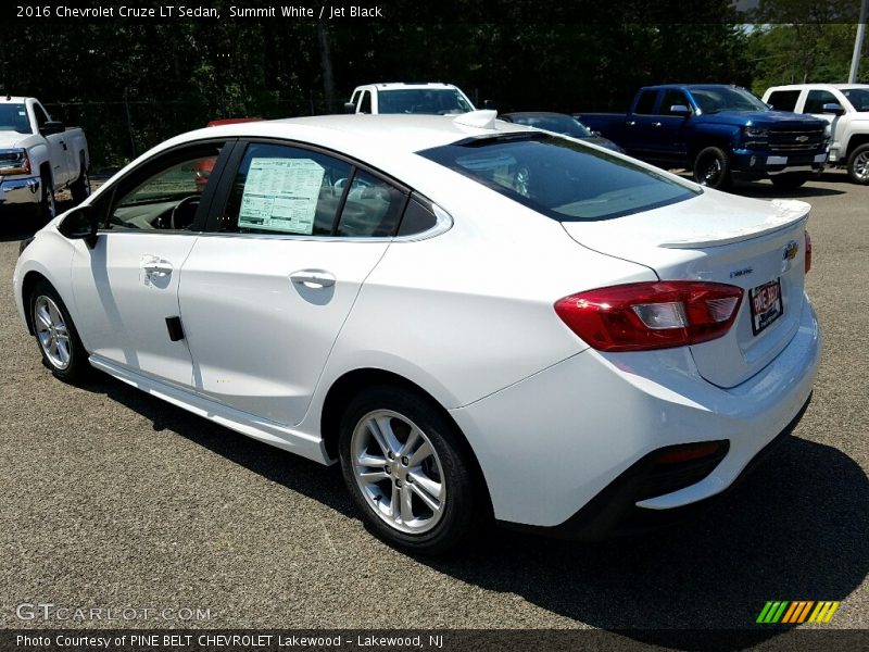 Summit White / Jet Black 2016 Chevrolet Cruze LT Sedan