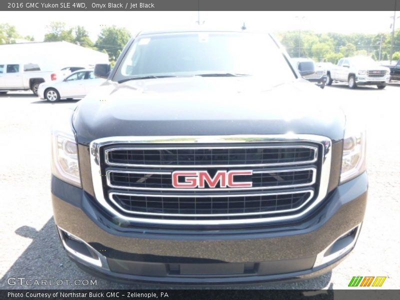 Onyx Black / Jet Black 2016 GMC Yukon SLE 4WD