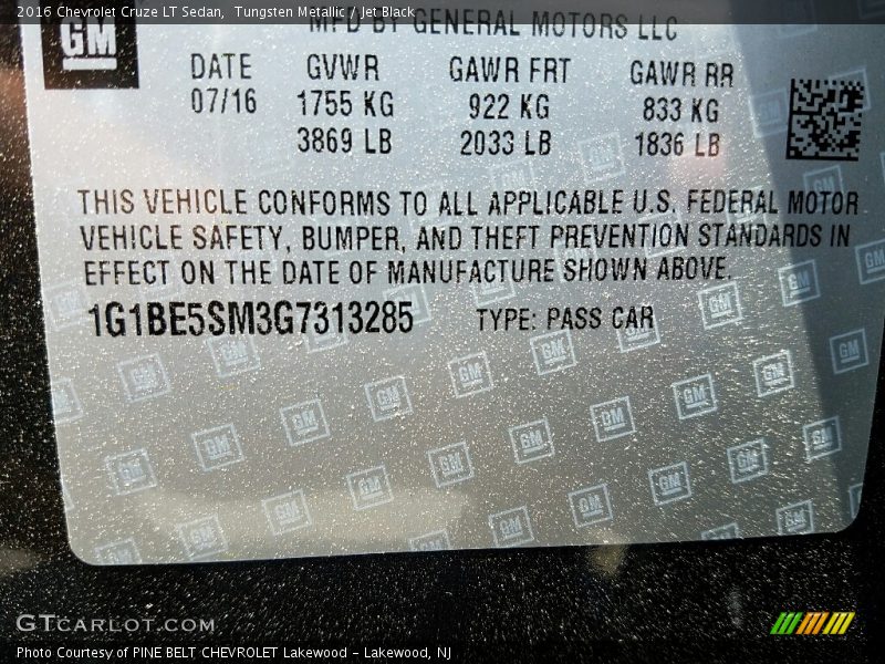 Tungsten Metallic / Jet Black 2016 Chevrolet Cruze LT Sedan