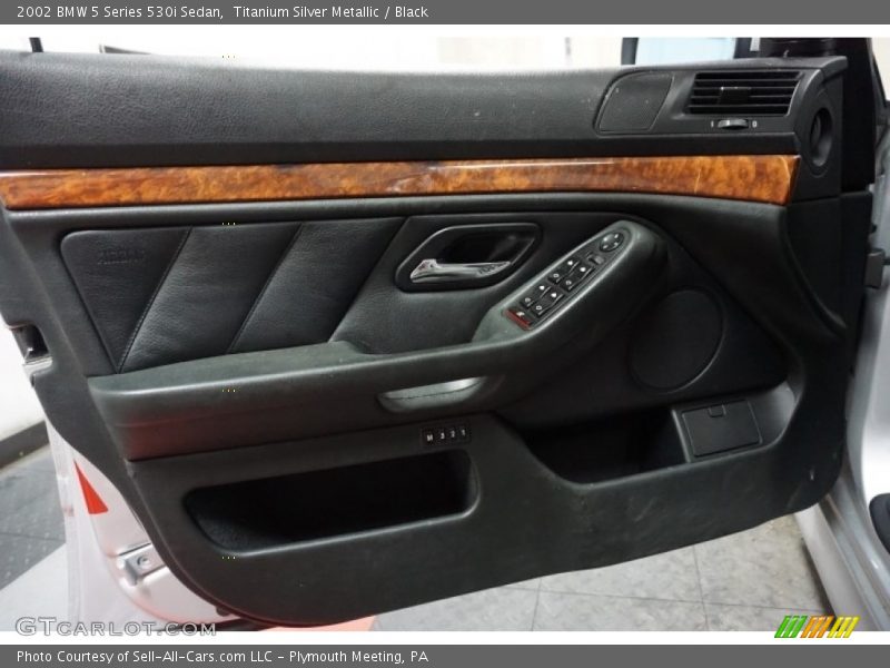 Titanium Silver Metallic / Black 2002 BMW 5 Series 530i Sedan