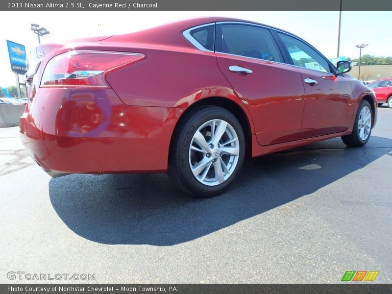 Cayenne Red / Charcoal 2013 Nissan Altima 2.5 SL