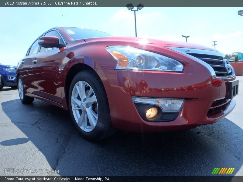 Cayenne Red / Charcoal 2013 Nissan Altima 2.5 SL
