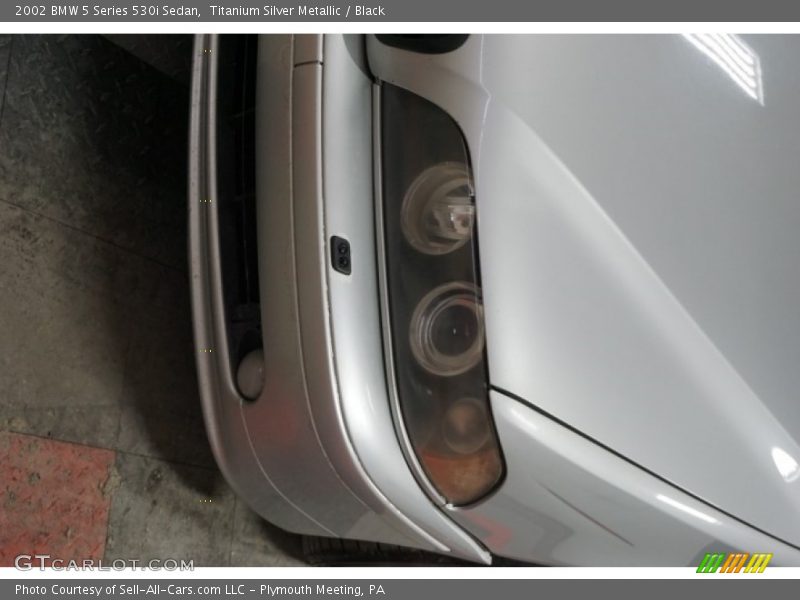 Titanium Silver Metallic / Black 2002 BMW 5 Series 530i Sedan