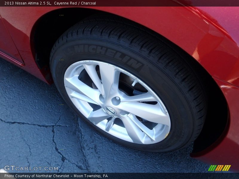 Cayenne Red / Charcoal 2013 Nissan Altima 2.5 SL