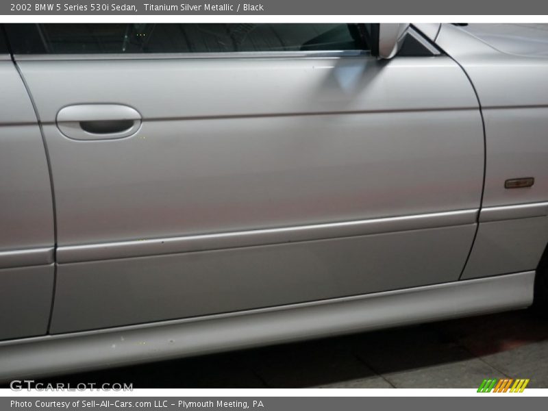 Titanium Silver Metallic / Black 2002 BMW 5 Series 530i Sedan