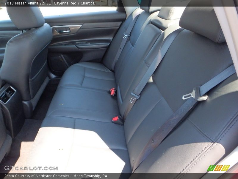 Cayenne Red / Charcoal 2013 Nissan Altima 2.5 SL