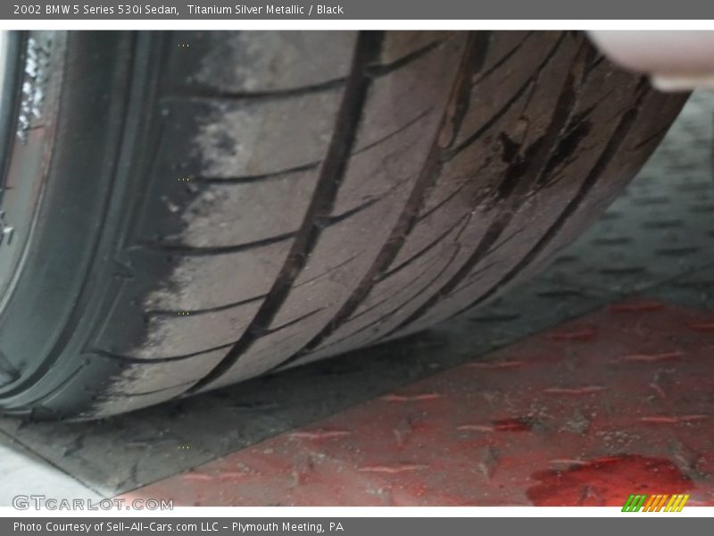 Titanium Silver Metallic / Black 2002 BMW 5 Series 530i Sedan