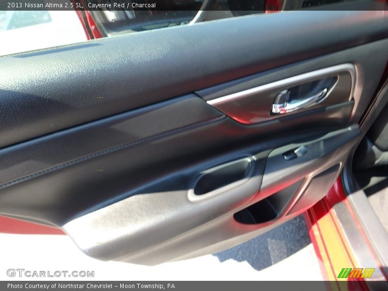 Cayenne Red / Charcoal 2013 Nissan Altima 2.5 SL
