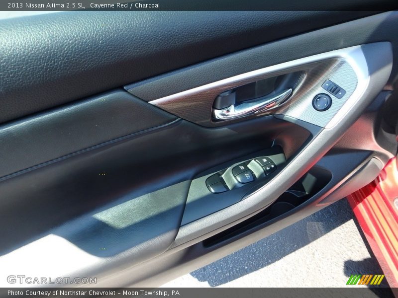 Cayenne Red / Charcoal 2013 Nissan Altima 2.5 SL