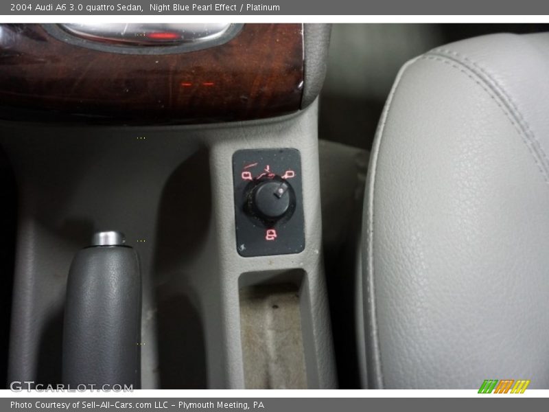 Night Blue Pearl Effect / Platinum 2004 Audi A6 3.0 quattro Sedan
