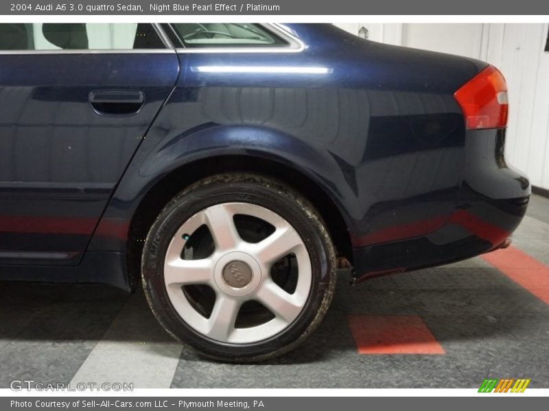 Night Blue Pearl Effect / Platinum 2004 Audi A6 3.0 quattro Sedan