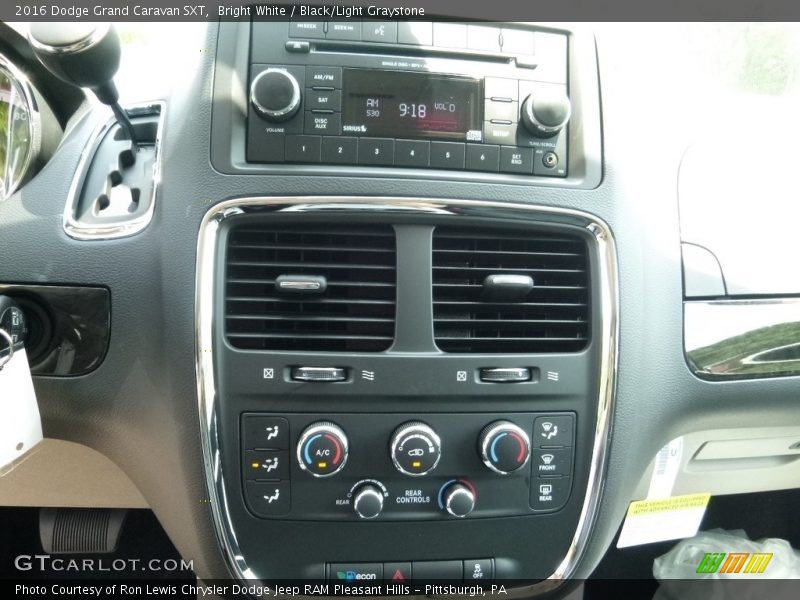 Bright White / Black/Light Graystone 2016 Dodge Grand Caravan SXT