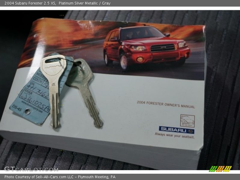 Platinum Silver Metallic / Gray 2004 Subaru Forester 2.5 XS