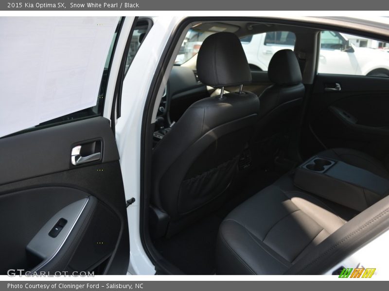 Snow White Pearl / Black 2015 Kia Optima SX