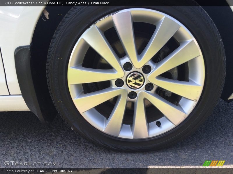 Candy White / Titan Black 2013 Volkswagen Golf 4 Door TDI