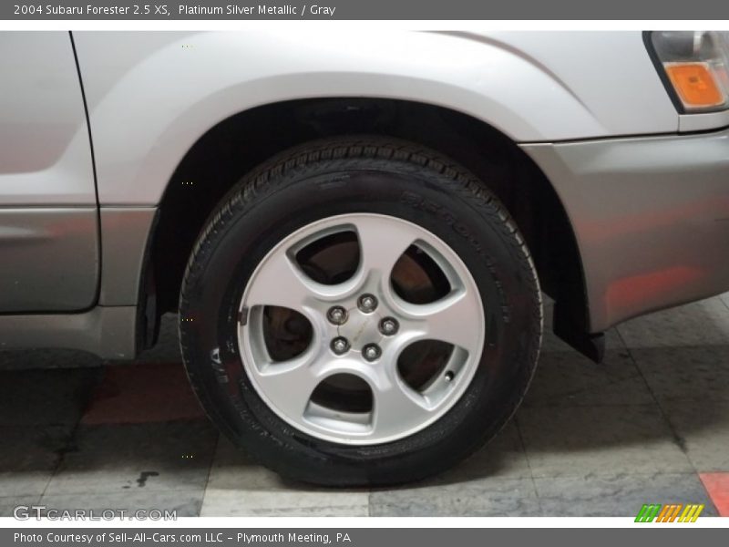 Platinum Silver Metallic / Gray 2004 Subaru Forester 2.5 XS