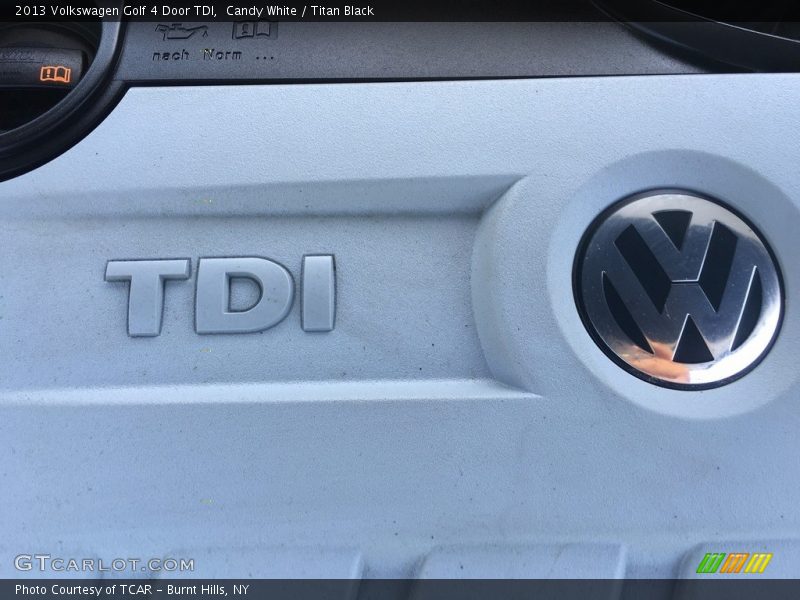 Candy White / Titan Black 2013 Volkswagen Golf 4 Door TDI