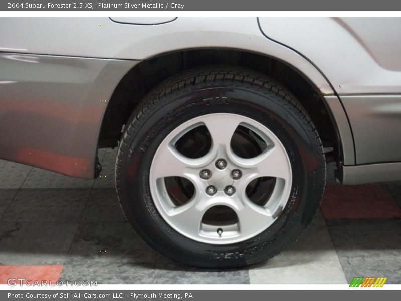Platinum Silver Metallic / Gray 2004 Subaru Forester 2.5 XS