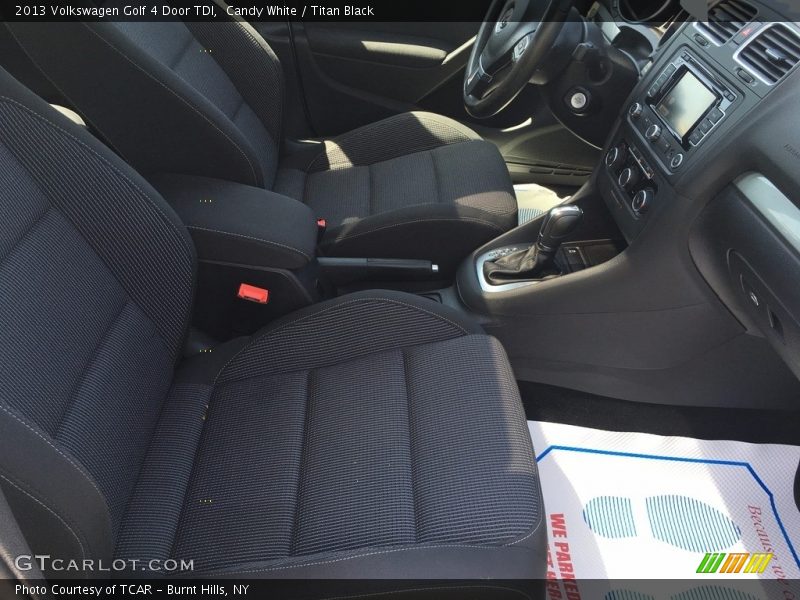 Candy White / Titan Black 2013 Volkswagen Golf 4 Door TDI