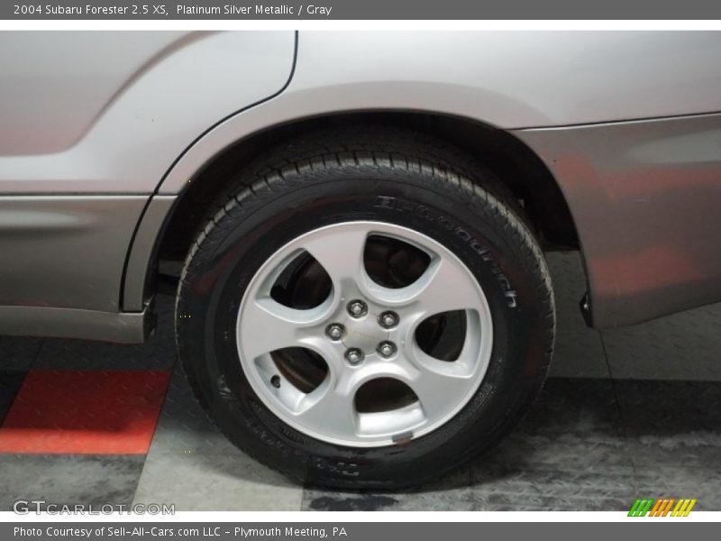 Platinum Silver Metallic / Gray 2004 Subaru Forester 2.5 XS