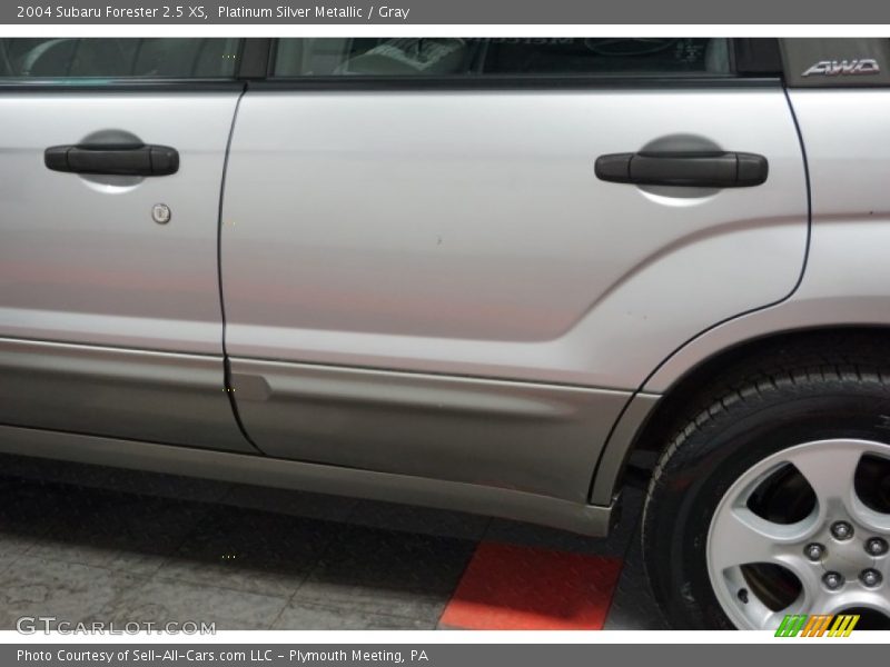 Platinum Silver Metallic / Gray 2004 Subaru Forester 2.5 XS