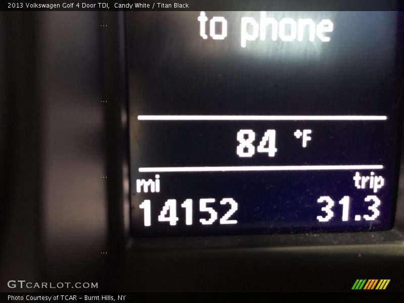 Candy White / Titan Black 2013 Volkswagen Golf 4 Door TDI