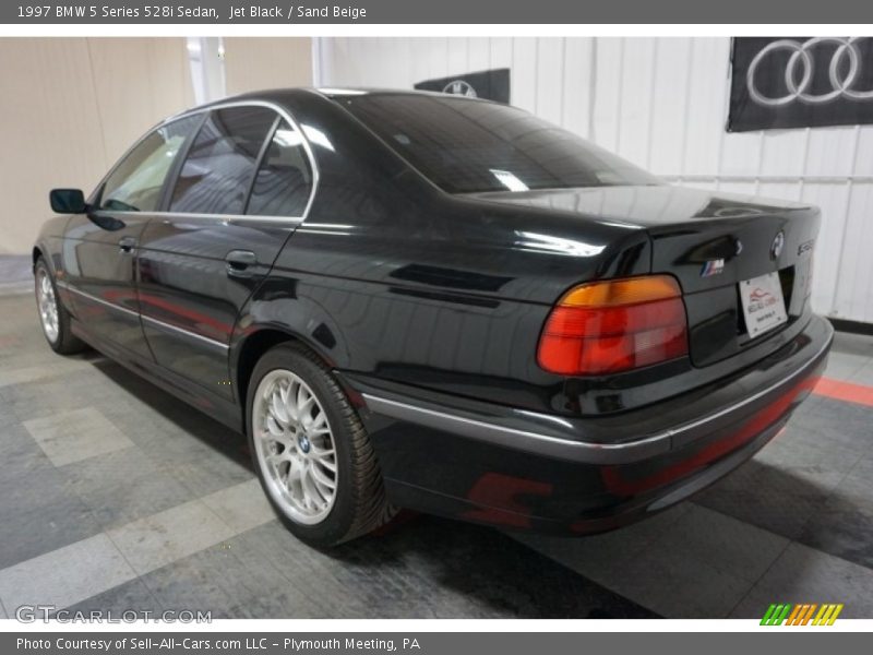 Jet Black / Sand Beige 1997 BMW 5 Series 528i Sedan