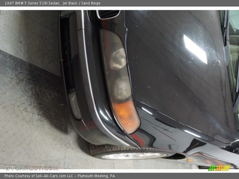 Jet Black / Sand Beige 1997 BMW 5 Series 528i Sedan