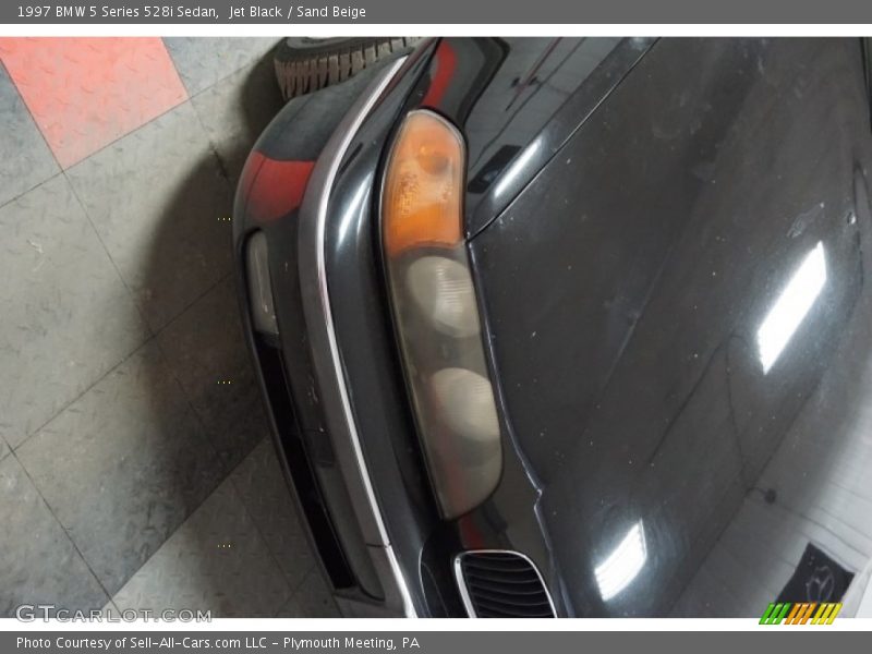 Jet Black / Sand Beige 1997 BMW 5 Series 528i Sedan
