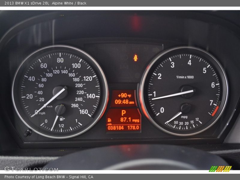Alpine White / Black 2013 BMW X1 sDrive 28i