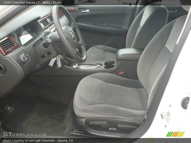 White / Ebony 2009 Chevrolet Impala LT