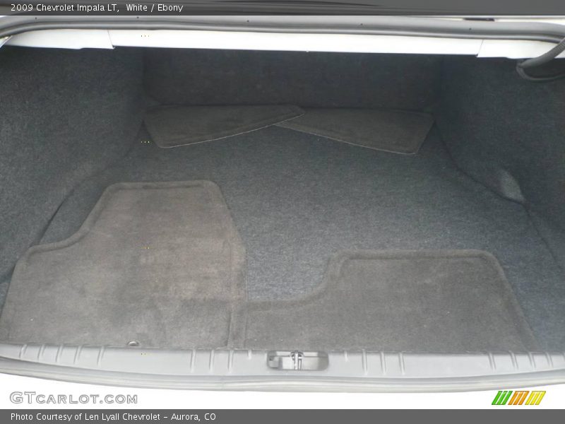 White / Ebony 2009 Chevrolet Impala LT