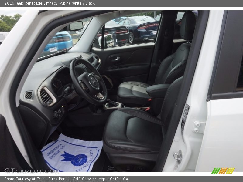 Alpine White / Black 2016 Jeep Renegade Limited
