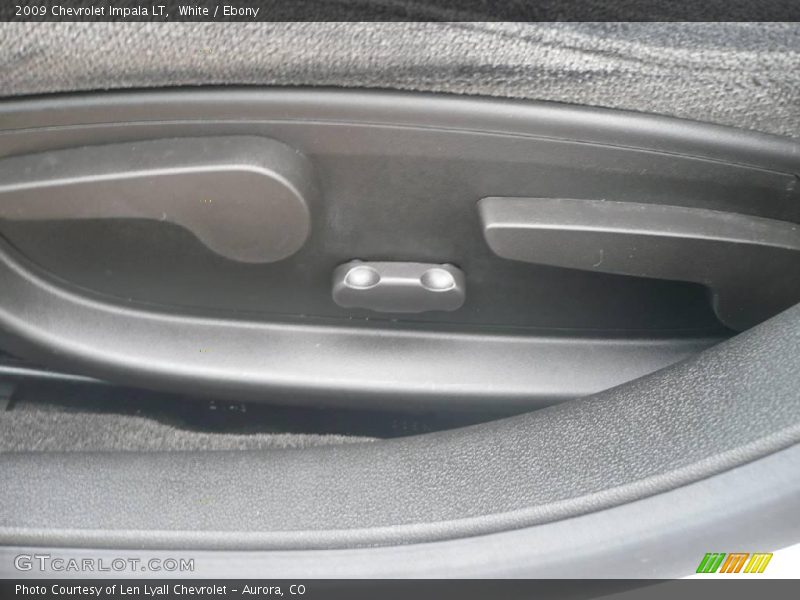 White / Ebony 2009 Chevrolet Impala LT