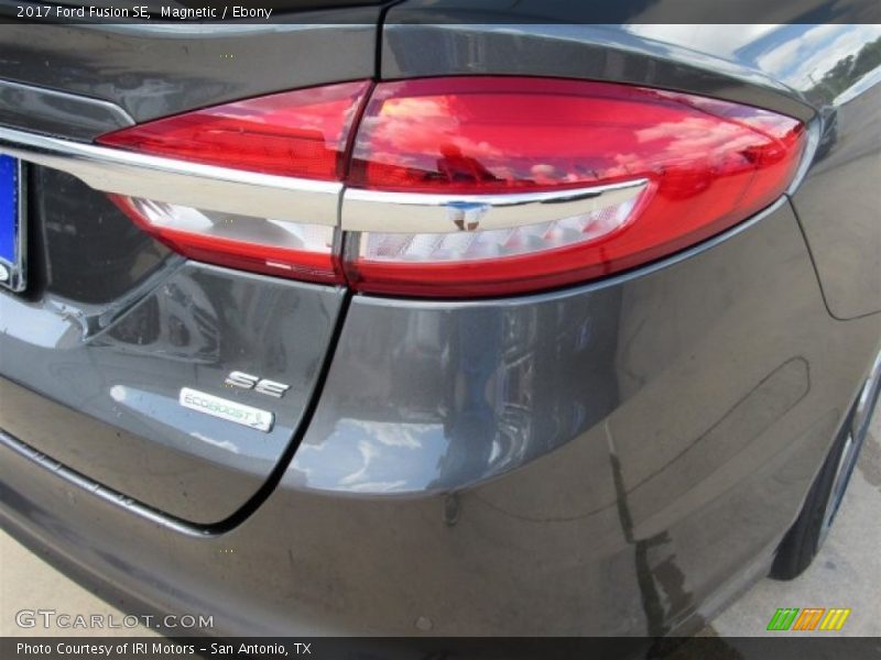 Magnetic / Ebony 2017 Ford Fusion SE